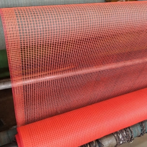 Plase pentru schele imprmate